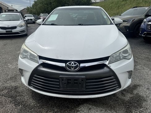 Used 2016 Toyota Camry XLE FWD image 8