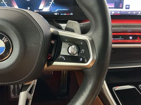 Used 2023 BMW 740i w/ Parking Assistance Package RWD image 14
