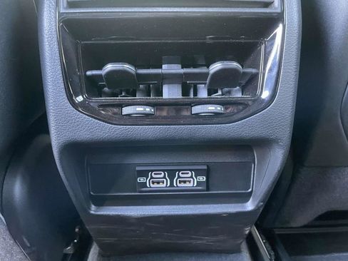 Certified 2025 Jeep Grand Cherokee Laredo w/ Trailer Tow Package image 22