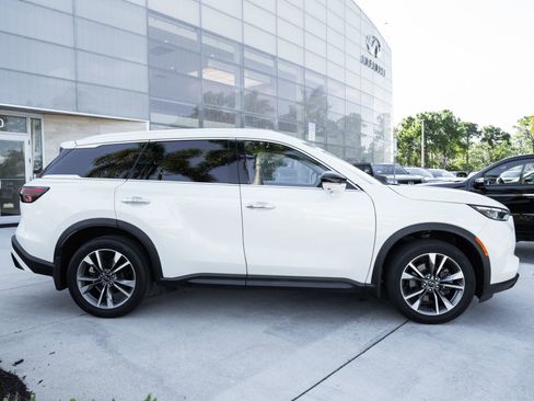 Certified 2023 INFINITI QX60 Luxe w/ Performance Audio Package AWD/4WD image 11