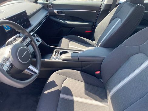 Used 2025 Hyundai Sonata SEL FWD image 11