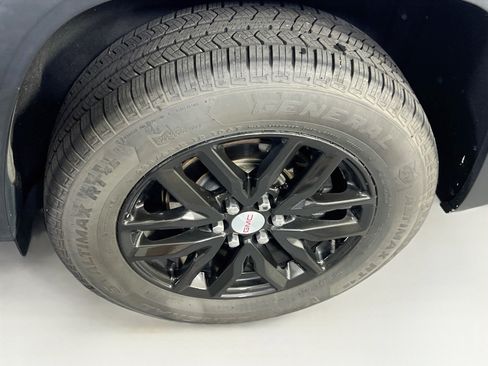 Used 2019 GMC Acadia SLT AWD/4WD image 34