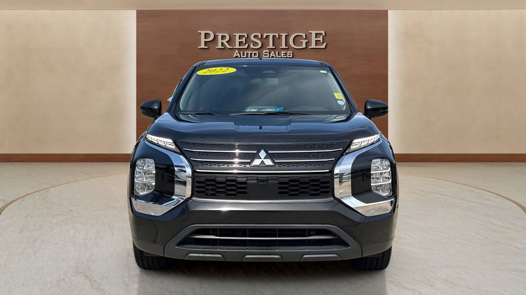Used 2022 Mitsubishi Outlander ES AWD/4WD image 8