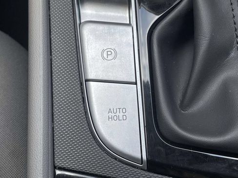 Certified 2023 Hyundai Elantra SEL w/ Convenience Package FWD image 32