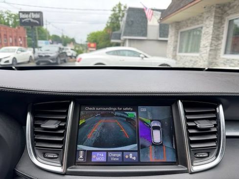 Used 2019 INFINITI QX50 Essential w/ Premium Heat Package AWD/4WD image 21