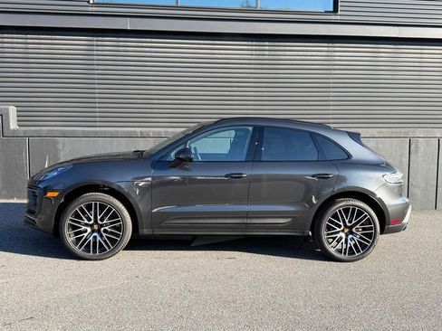Certified 2026 Porsche Macan image 7