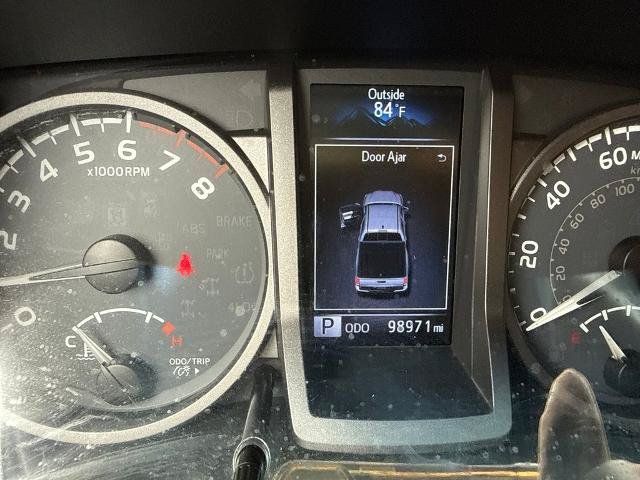 Used 2016 Toyota Tacoma TRD Off-Road AWD/4WD image 7