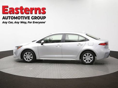 Used 2021 Toyota Corolla LE w/ Carpet Mat Package (TMS) FWD image 59