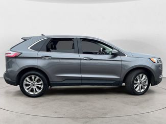 Used 2024 Ford Edge Titanium video 2