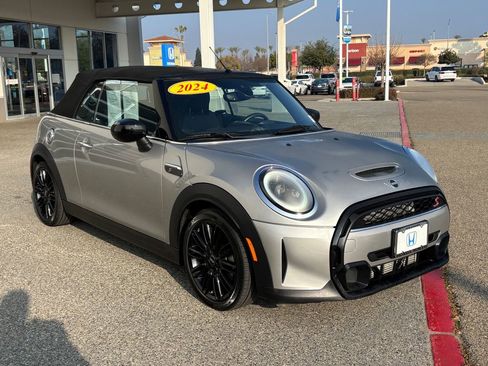 Used 2024 MINI Cooper S image 3