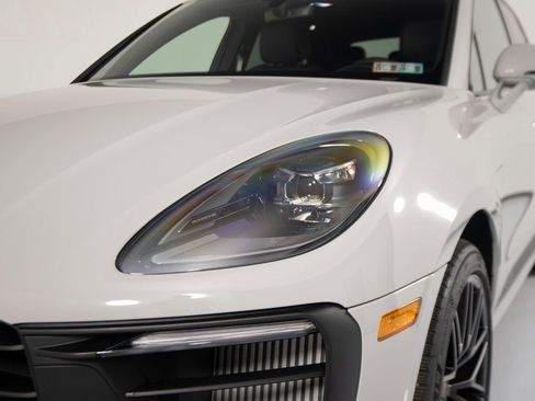 New 2026 Porsche Macan GTS image 42