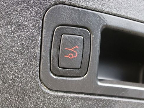 Used 2013 Tesla Model S Performance RWD image 81