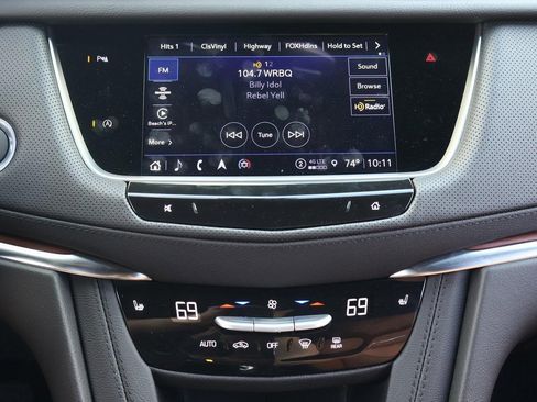 New 2025 Cadillac XT5 Premium Luxury image 23