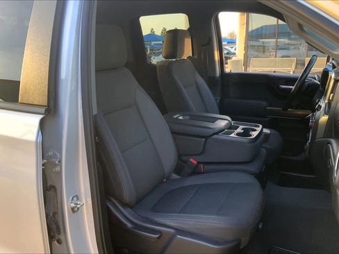 Used 2019 Chevrolet Silverado 1500 LT w/ All-Star Edition image 9