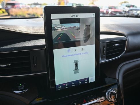 Certified 2021 Ford Explorer King Ranch w/ Premium Technology Package image 38