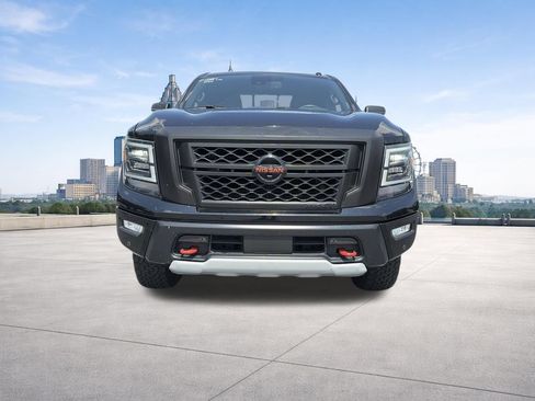 Used 2021 Nissan Titan PRO-4X w/ Pro-4x Convenience Package AWD/4WD image 8