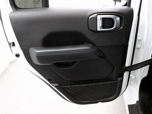 Used 2021 Jeep Wrangler Unlimited Rubicon 4xe w/ Cold Weather Group image 27