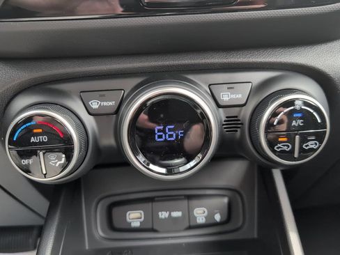 New 2026 Hyundai Venue SEL image 15