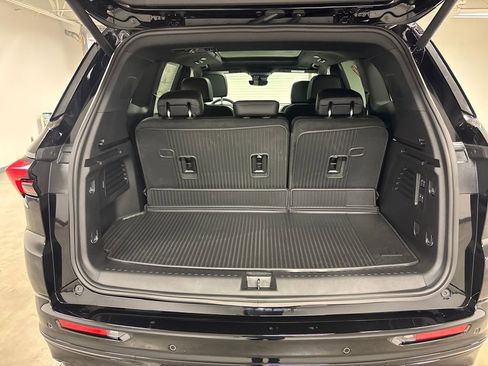 New 2026 Buick Enclave Sport Touring w/ Power Package image 17