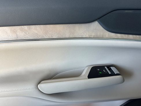 New 2026 Volvo EX90 Plus image 14