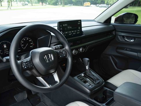 Used 2026 Honda CR-V LX image 16