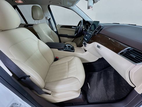 Used 2017 Mercedes-Benz GLE 350 image 30