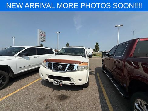 Used 2011 Nissan Armada SL AWD/4WD image 3