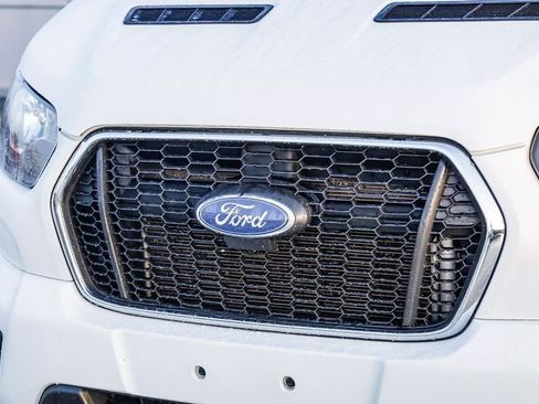 Used 2023 Ford Transit 350 XLT image 6