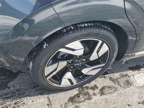 Certified 2025 Kia Soul GT-Line image 5