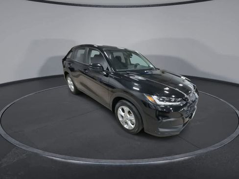 Certified 2023 Honda HR-V LX image 2