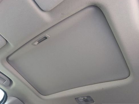 Used 2018 Honda HR-V EX image 18