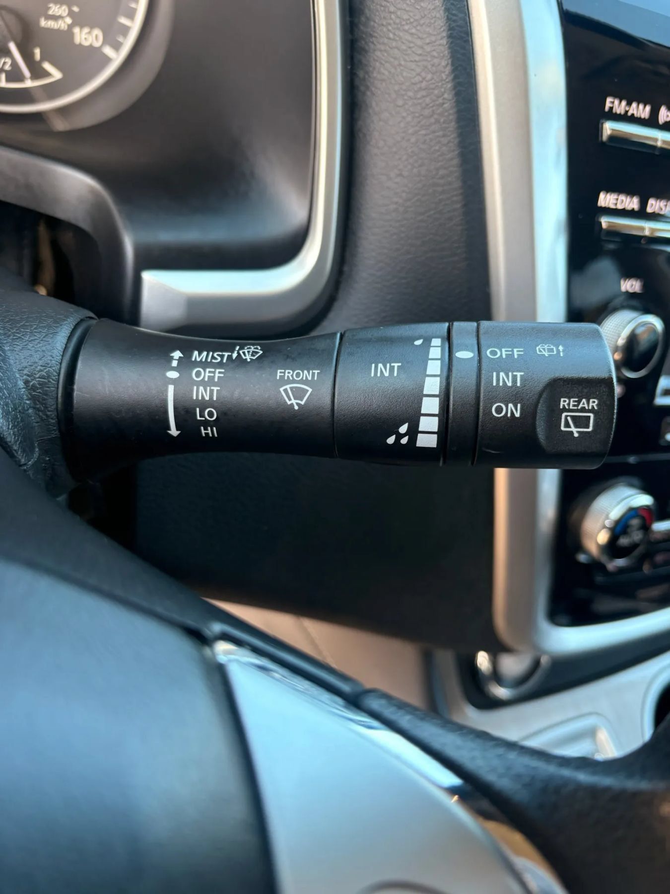 Used 2015 Nissan Murano S AWD/4WD image 16