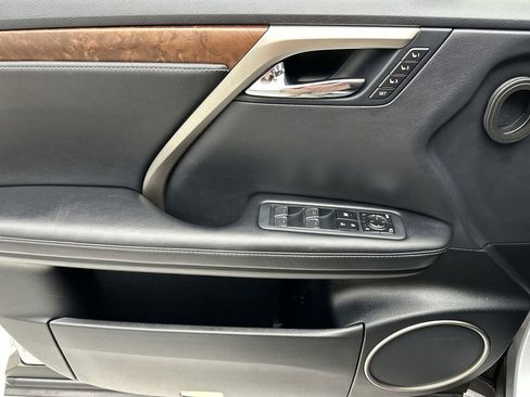 Used 2022 Lexus RX 350L Premium w/ Premium Package AWD/4WD image 13