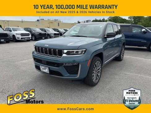 New 2026 Jeep Grand Cherokee Summit AWD/4WD image 1