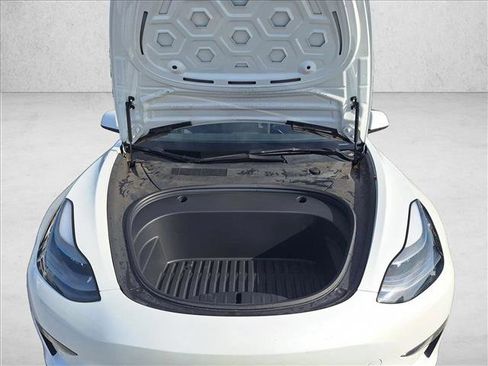Used 2022 Tesla Model 3 image 19
