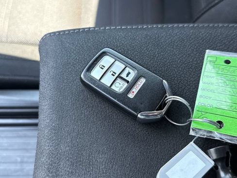 Certified 2022 Honda CR-V EX image 11