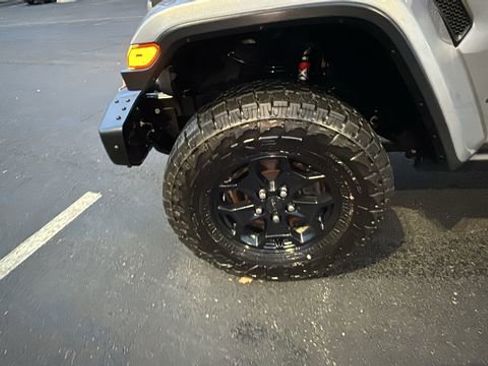 Used 2020 Jeep Gladiator Rubicon image 41