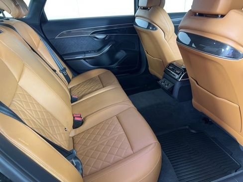 Used 2023 Audi S8 w/ S8 Executive Package image 15
