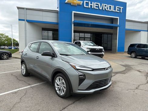 New 2027 Chevrolet Bolt LT FWD image 1