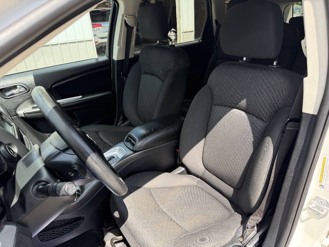 Used 2018 Dodge Journey SE FWD image 12