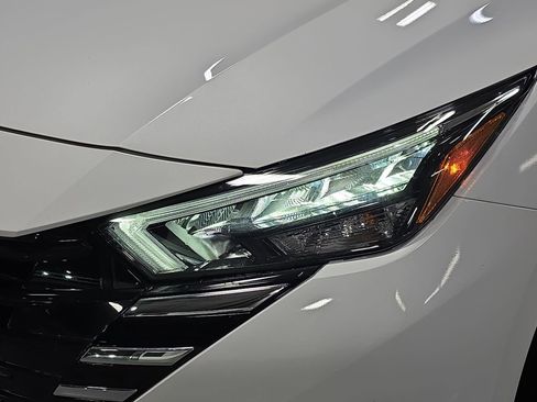 Certified 2025 Nissan Versa SV w/ Trunk Package image 29