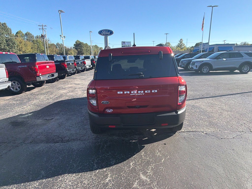 Used 2023 Ford Bronco Sport Outer Banks w/ Tech Package AWD/4WD image 4