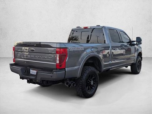 Certified 2022 Ford F250 Lariat w/ Tremor Off-Road Package image 5