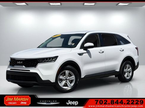Used 2022 Kia Sorento LX FWD image 1