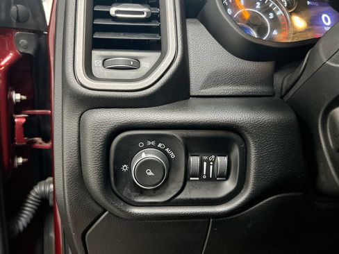 Used 2020 RAM 2500 Tradesman AWD/4WD image 18