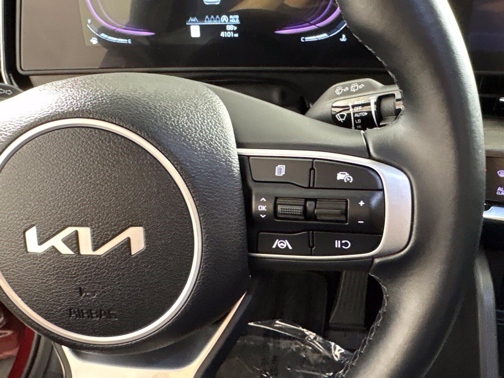 Used 2025 Kia Sportage X-Line w/ Premium Package AWD/4WD image 31