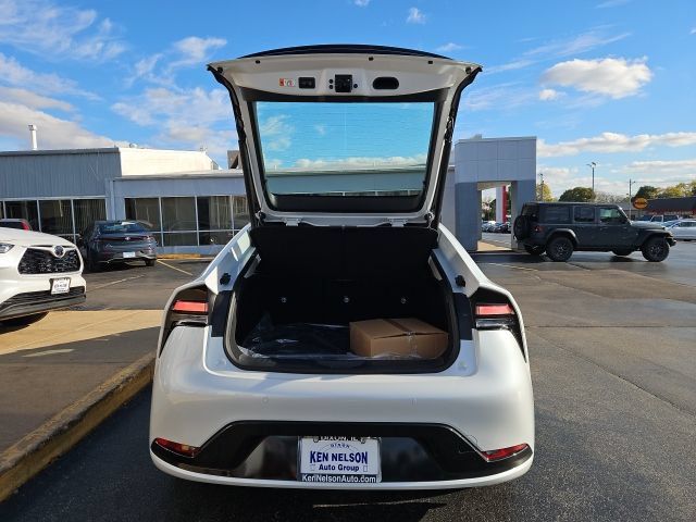 New 2026 Toyota Prius Plug-In Hybrid FWD image 10