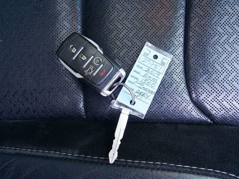 Used 2019 RAM 1500 Laramie RWD image 40