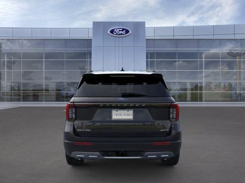 New 2026 Ford Explorer Active AWD/4WD image 5
