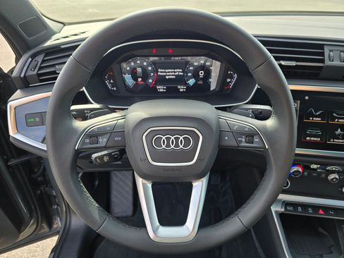 Certified 2025 Audi Q3 2.0T Premium w/ Convenience Package image 48